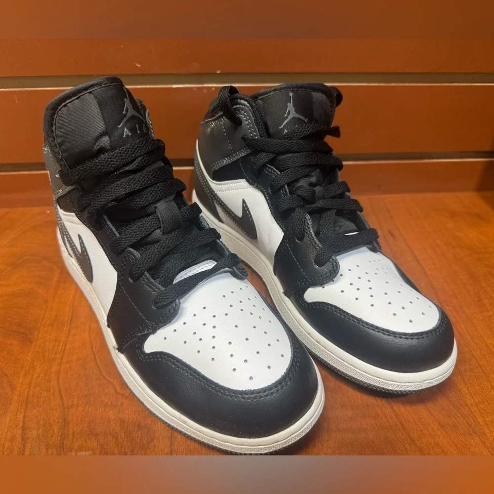 Nike Black and Gray High-Top Sneakers